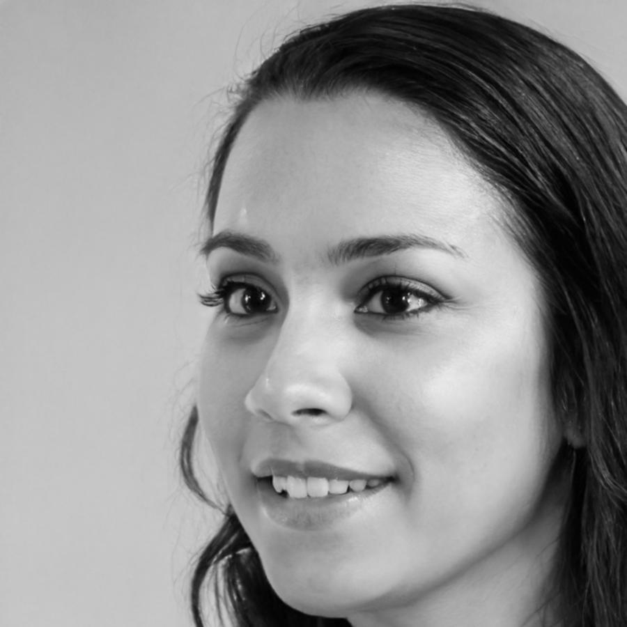 Especialista en técnicas de maquillaje profesional